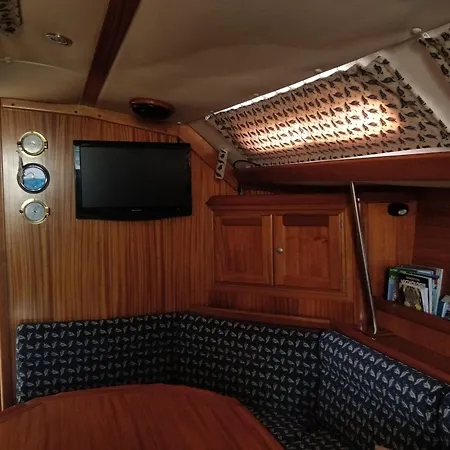 Slalom-Dufour 45 Classic Botel